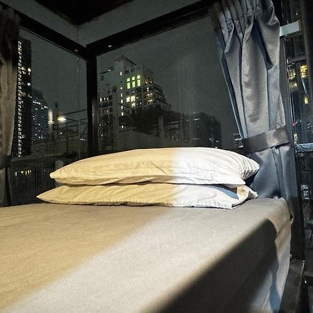 Stay At Pan Hostel Bangkok Bagian luar foto