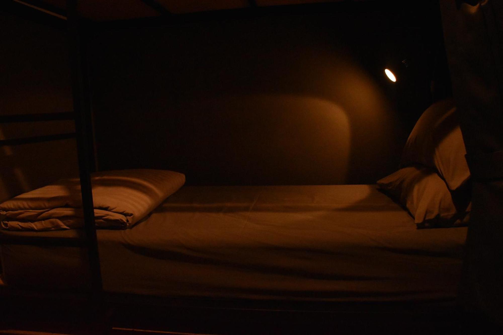 Stay At Pan Hostel Bangkok Bagian luar foto