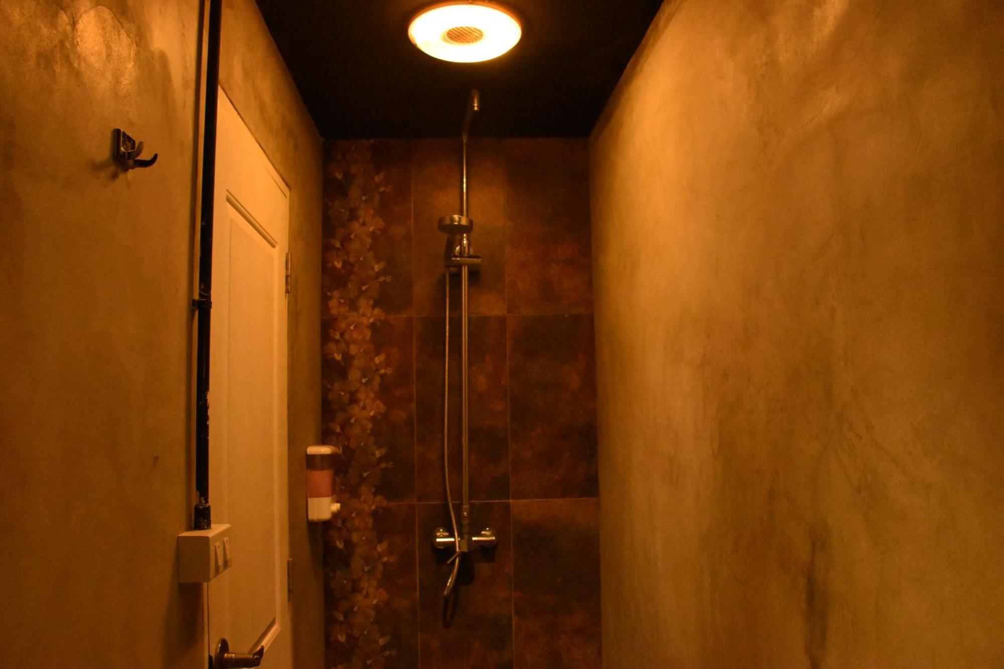 Stay At Pan Hostel Bangkok Bagian luar foto