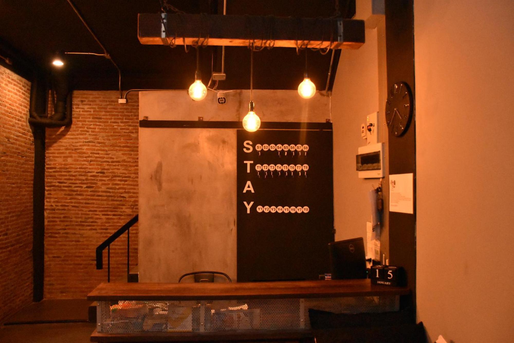 Stay At Pan Hostel Bangkok Bagian luar foto